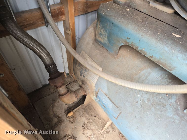 image for item DP6281 1965 Kellogg-American B462BL air compressor