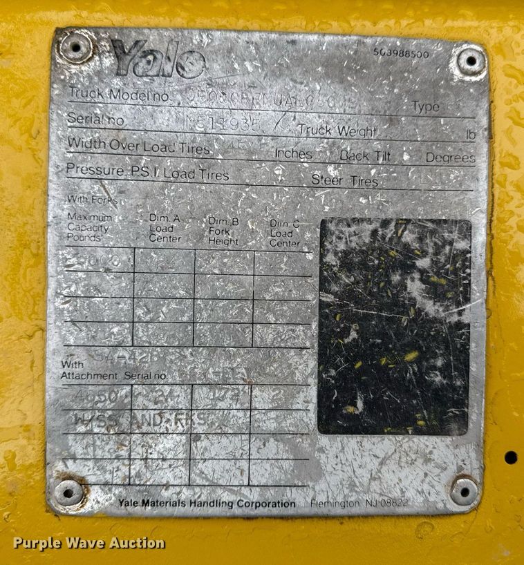 image for item DS4255 Yale forklift