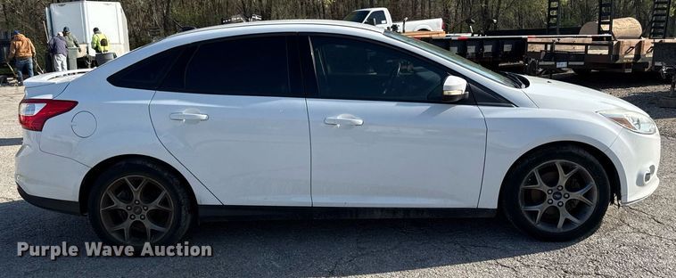 image for item DS4256 2013 Ford Focus SE 