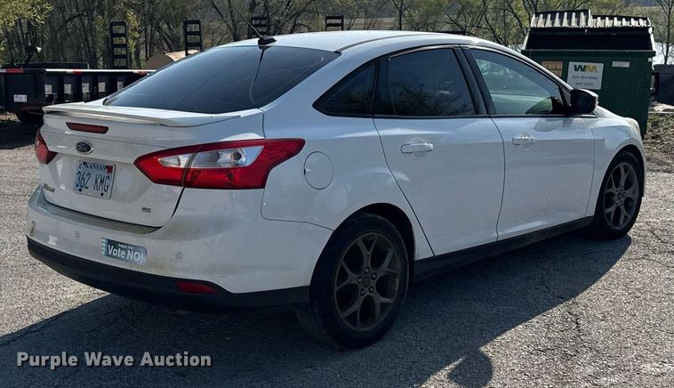 image for item DS4256 2013 Ford Focus SE 