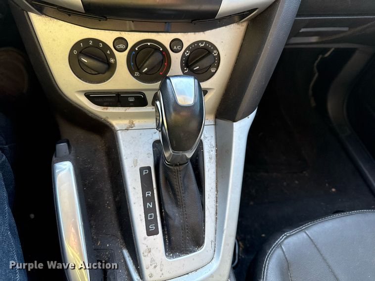 image for item DS4256 2013 Ford Focus SE 