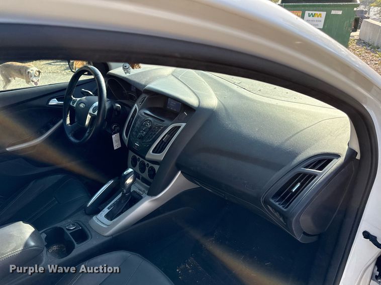 image for item DS4256 2013 Ford Focus SE 