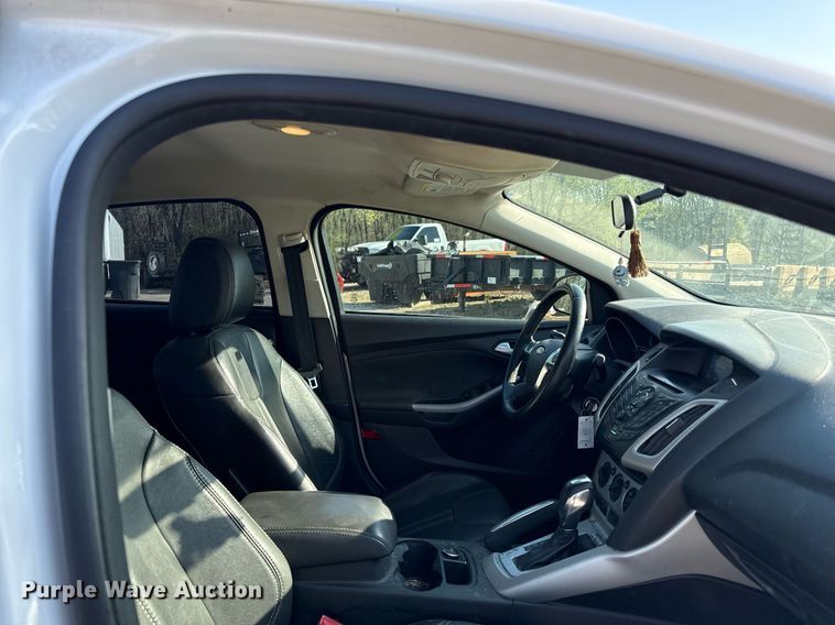 image for item DS4256 2013 Ford Focus SE 