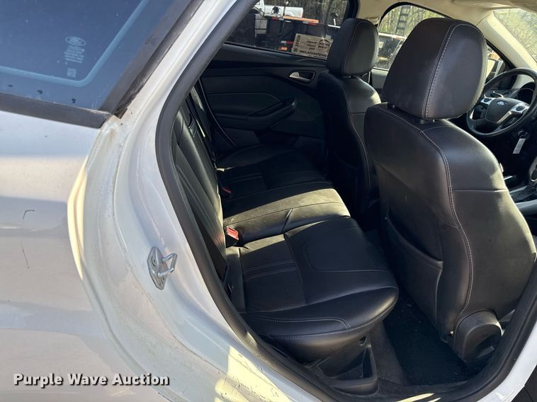 image for item DS4256 2013 Ford Focus SE 