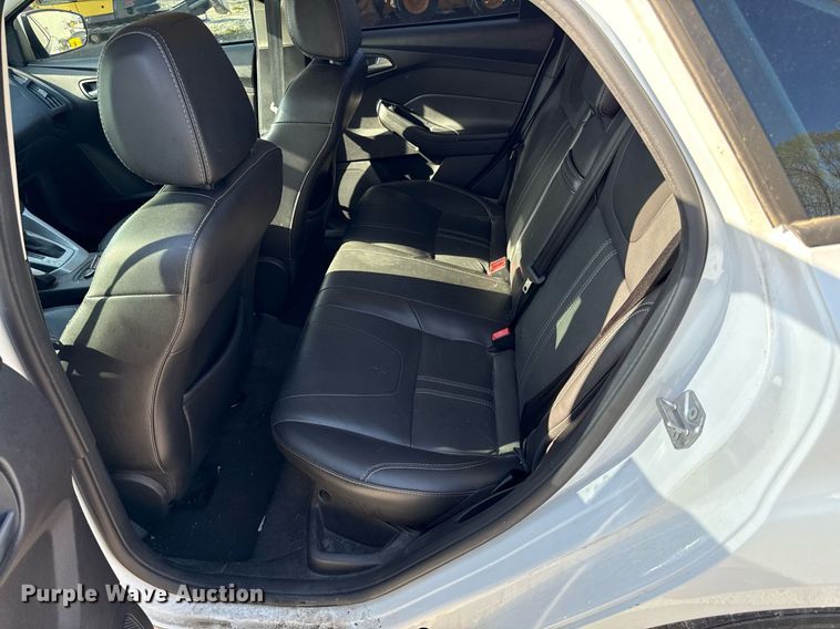 image for item DS4256 2013 Ford Focus SE 