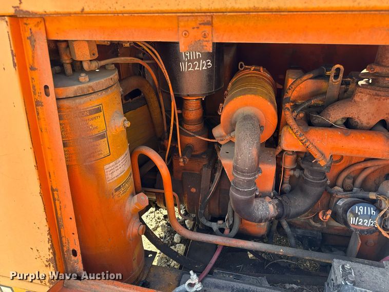 image for item DS4258 Dresser 105 air compressor