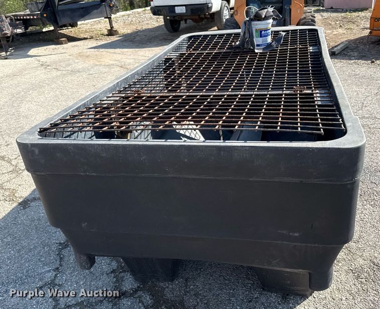 image for item DS4259 SaltDogg SHPE2000 spreader