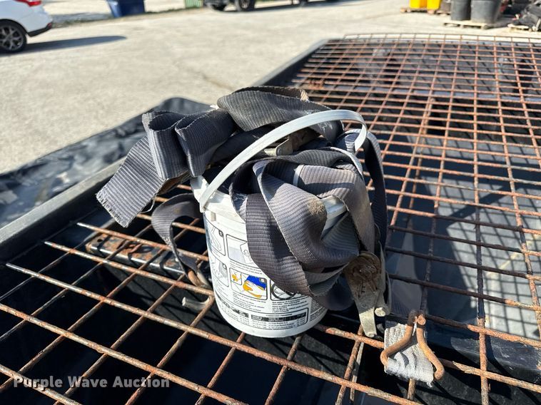 image for item DS4259 SaltDogg SHPE2000 spreader