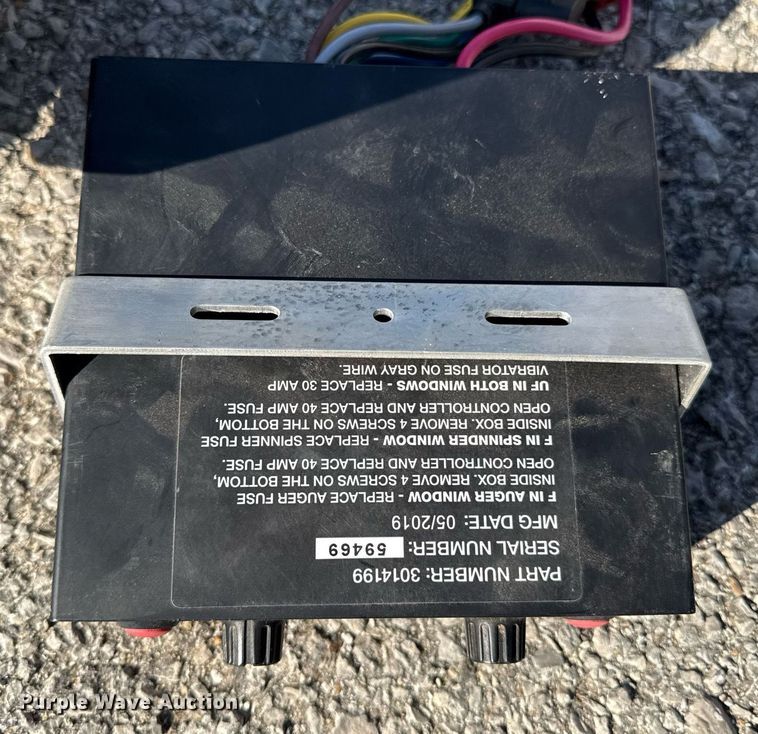 image for item DS4259 SaltDogg SHPE2000 spreader