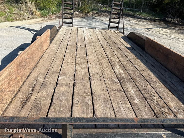 image for item DS4261 2016 Hull equipment trailer