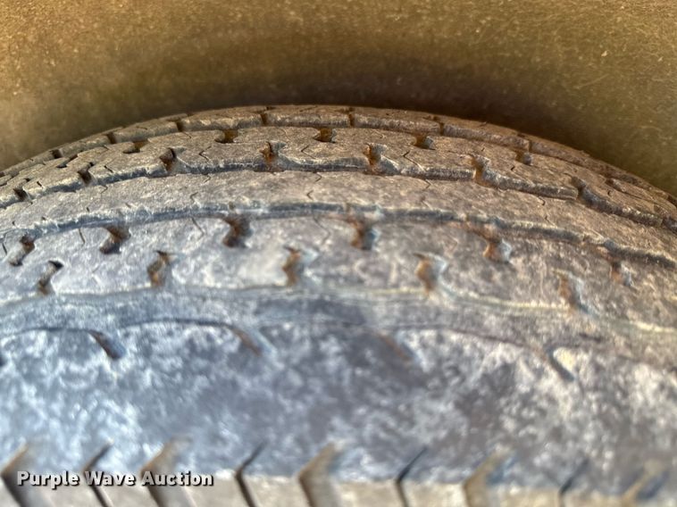 image for item DS4262 2008 H & H  utility trailer