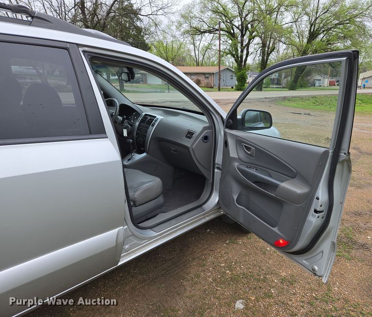 image for item DS5371 2007 Hyundai Tucson SUV