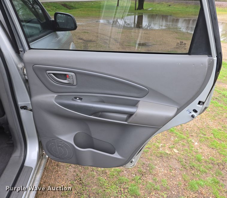 image for item DS5371 2007 Hyundai Tucson SUV