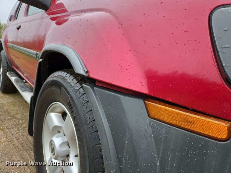 image for item DS5372 2003 Nissan XTerra SUV