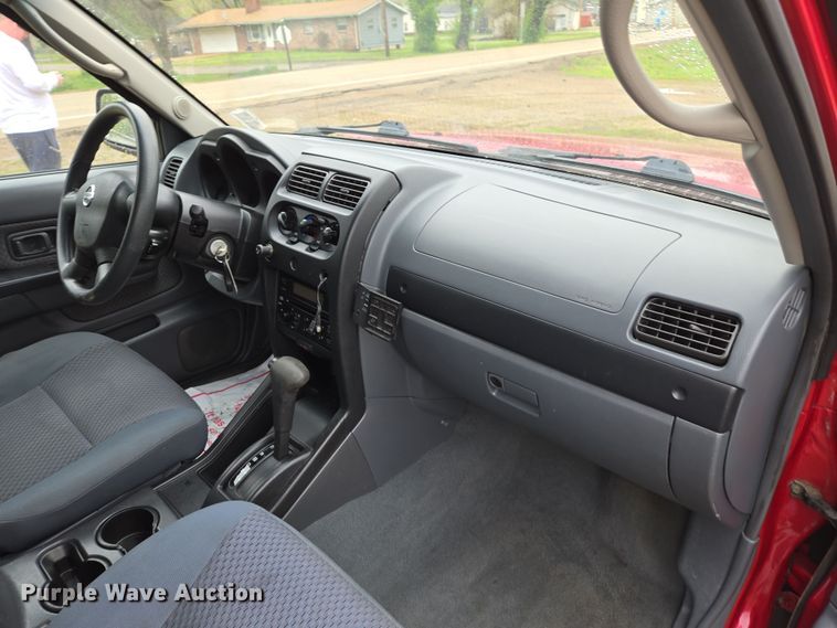 image for item DS5372 2003 Nissan XTerra SUV