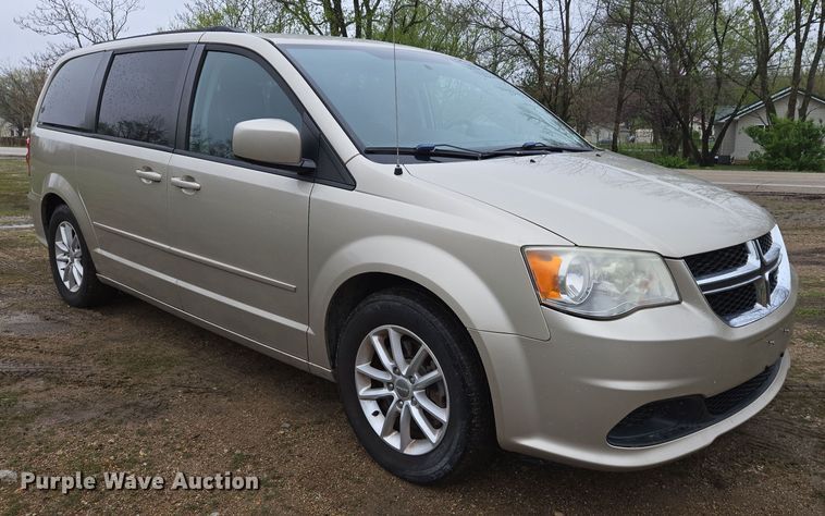 image for item DS5373 2013 Dodge Grand Caravan van