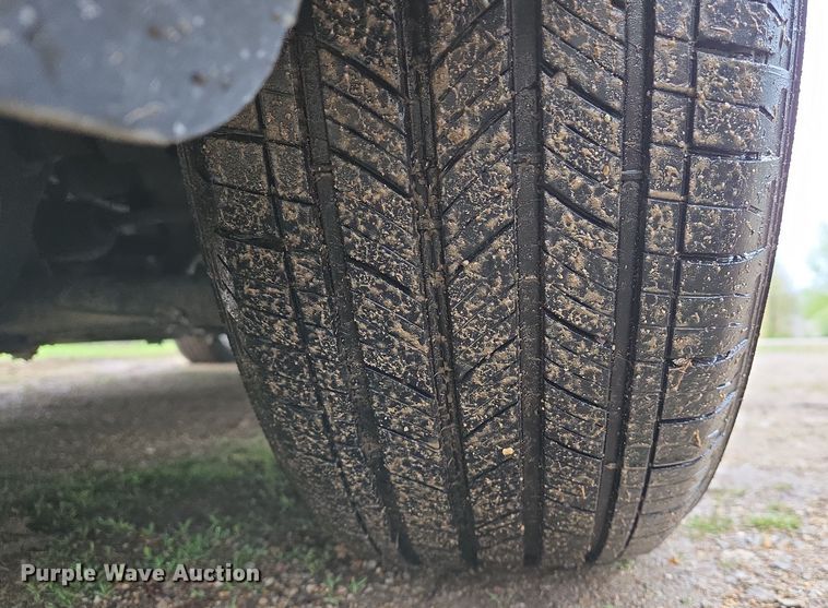 image for item DS5373 2013 Dodge Grand Caravan van