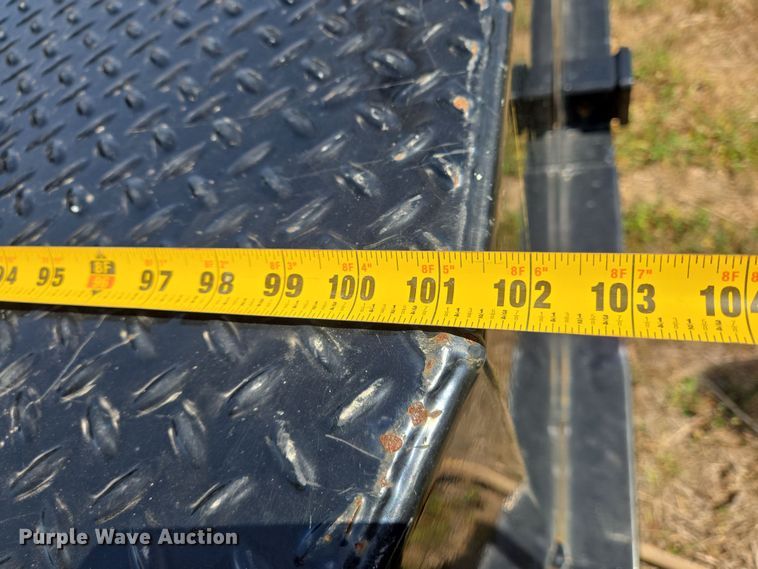 image for item DT4751 2005 Ford F350 Super Duty Crew Cab flatbed pickup truck