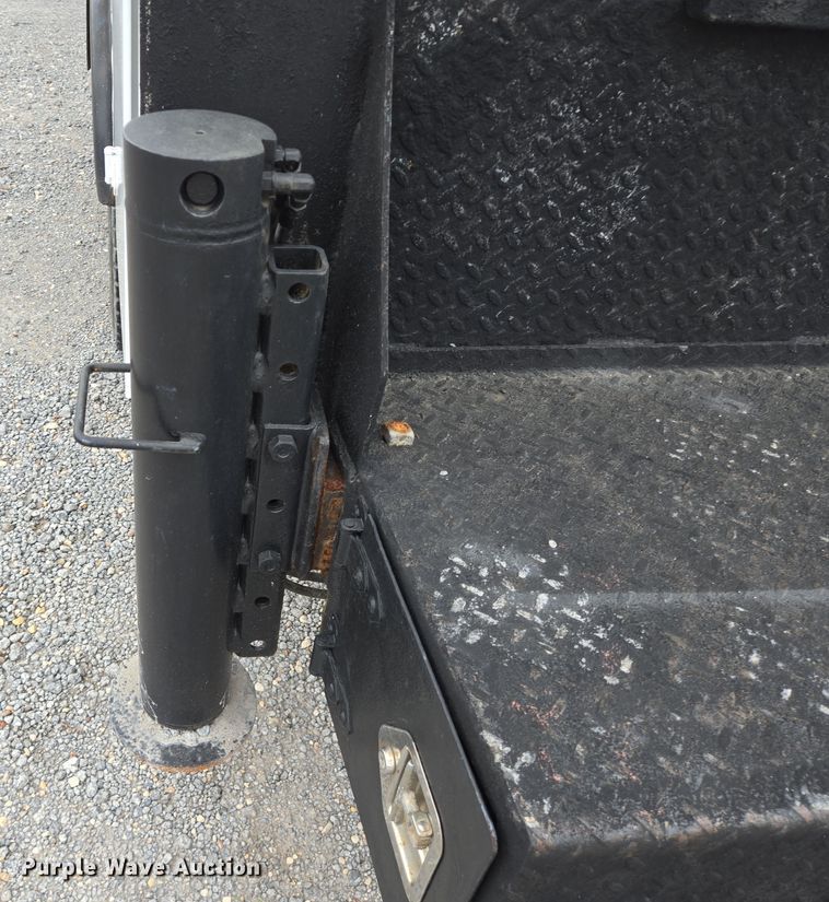 image for item DT4758 2011 Ford F450 Super Duty utility / service truck