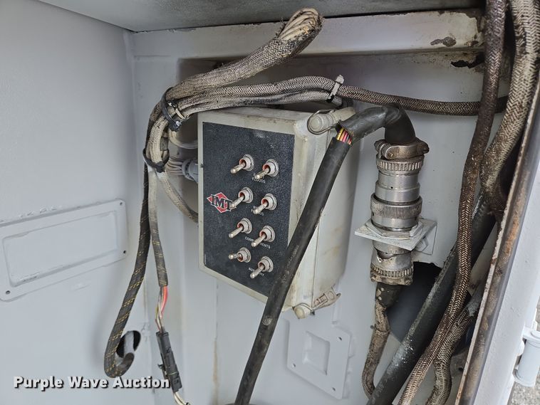 image for item DT4758 2011 Ford F450 Super Duty utility / service truck