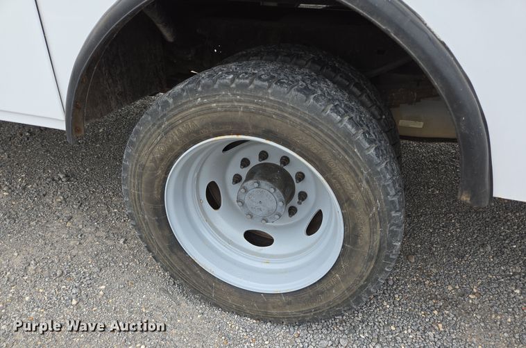 image for item DT4758 2011 Ford F450 Super Duty utility / service truck