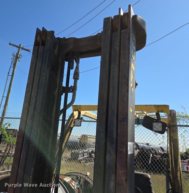 image for item DT4759 2007 Hyster H60 forklift