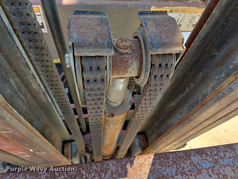 image for item DT4759 2007 Hyster H60 forklift