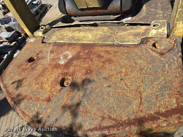 image for item DT4759 2007 Hyster H60 forklift