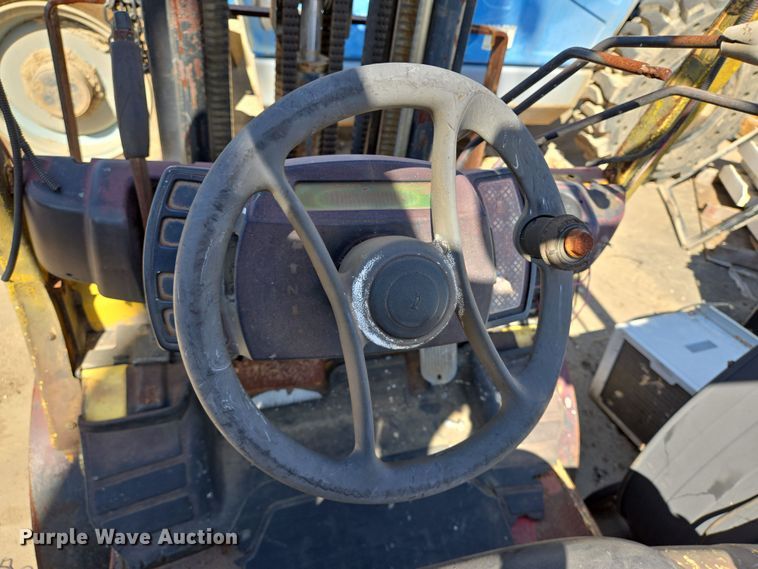 image for item DT4759 2007 Hyster H60 forklift