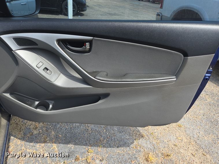 image for item DT4781 2013 Hyundai Elantra 