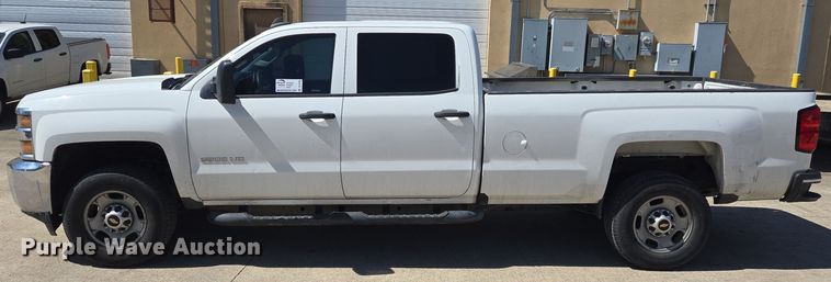 image for item DT4795 2016 Chevrolet Silverado 2500HD Crew Cab pickup truck