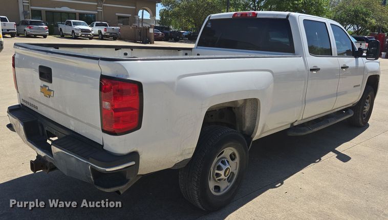 image for item DT4795 2016 Chevrolet Silverado 2500HD Crew Cab pickup truck