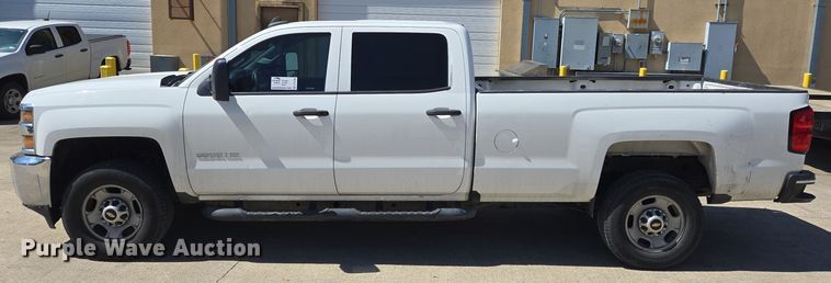 image for item DT4795 2016 Chevrolet Silverado 2500HD Crew Cab pickup truck