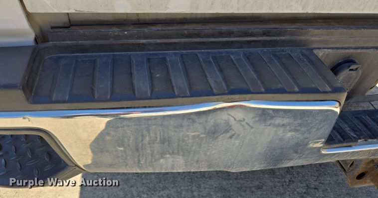 image for item DT4795 2016 Chevrolet Silverado 2500HD Crew Cab pickup truck