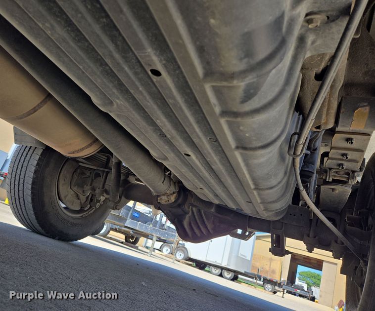 image for item DT4795 2016 Chevrolet Silverado 2500HD Crew Cab pickup truck