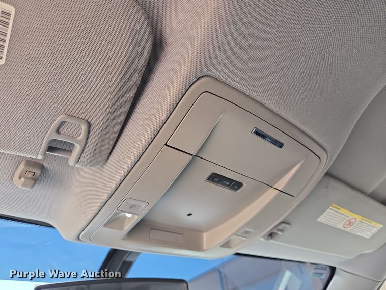 image for item DT4795 2016 Chevrolet Silverado 2500HD Crew Cab pickup truck