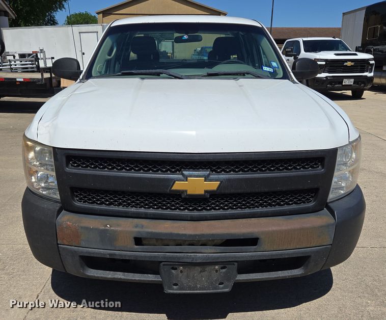 image for item DT4797 2012 Chevrolet Silverado 1500 Ext. Cab pickup truck