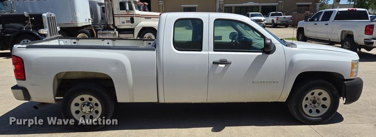 image for item DT4797 2012 Chevrolet Silverado 1500 Ext. Cab pickup truck