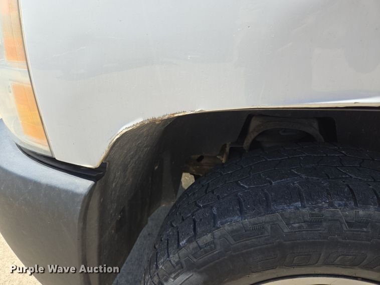 image for item DT4797 2012 Chevrolet Silverado 1500 Ext. Cab pickup truck