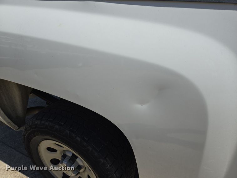 image for item DT4797 2012 Chevrolet Silverado 1500 Ext. Cab pickup truck