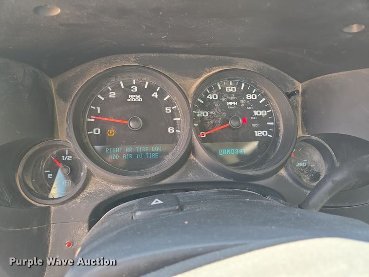 image for item DT4797 2012 Chevrolet Silverado 1500 Ext. Cab pickup truck