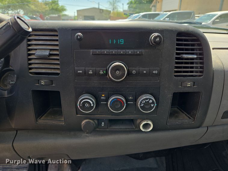 image for item DT4797 2012 Chevrolet Silverado 1500 Ext. Cab pickup truck