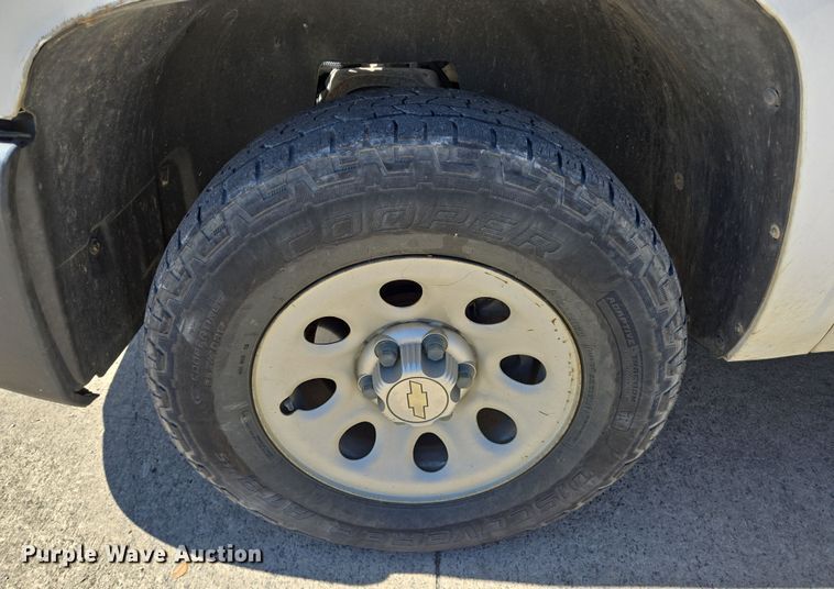 image for item DT4797 2012 Chevrolet Silverado 1500 Ext. Cab pickup truck