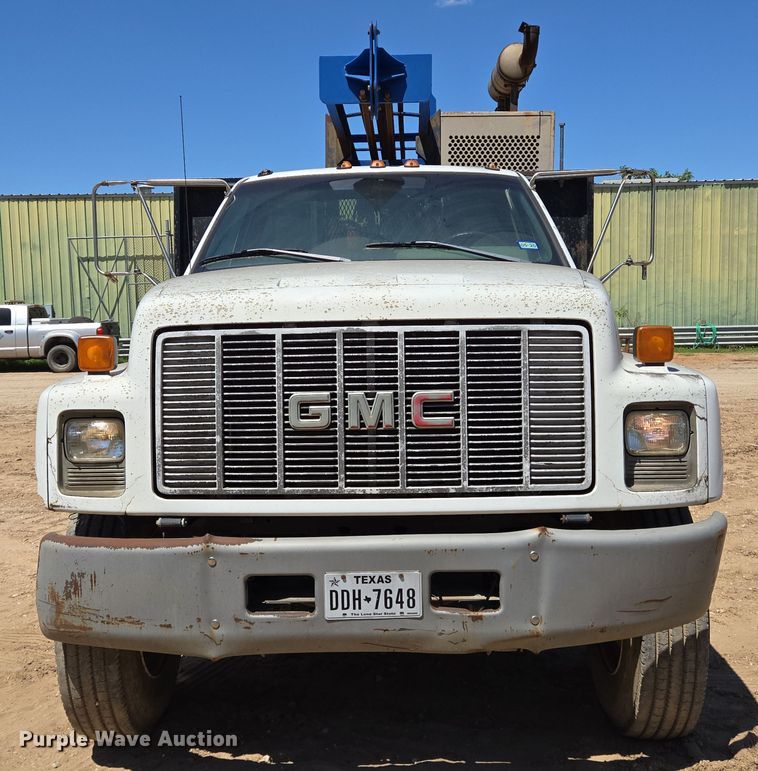 image for item DT4800 1999 GMC C6500 pressure digger truck