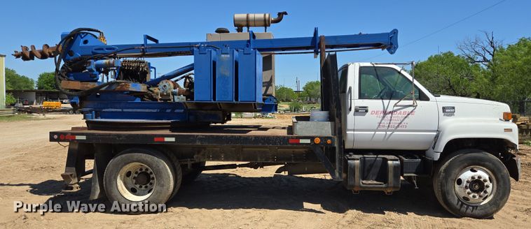 image for item DT4800 1999 GMC C6500 pressure digger truck