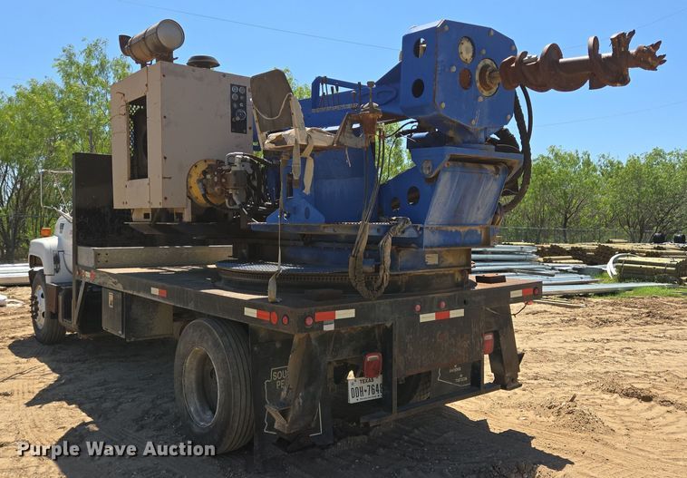 image for item DT4800 1999 GMC C6500 pressure digger truck