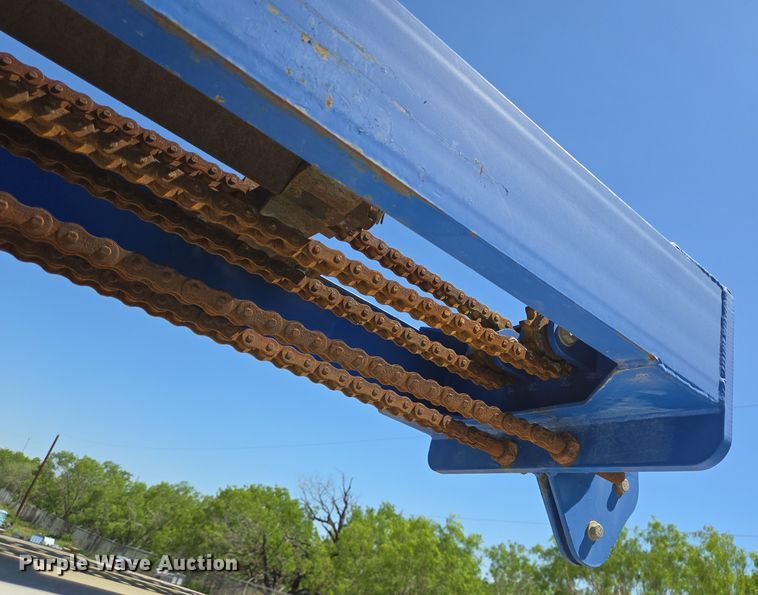 image for item DT4800 1999 GMC C6500 pressure digger truck