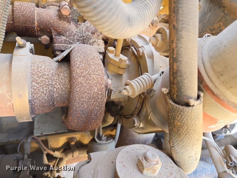 image for item DT4800 1999 GMC C6500 pressure digger truck