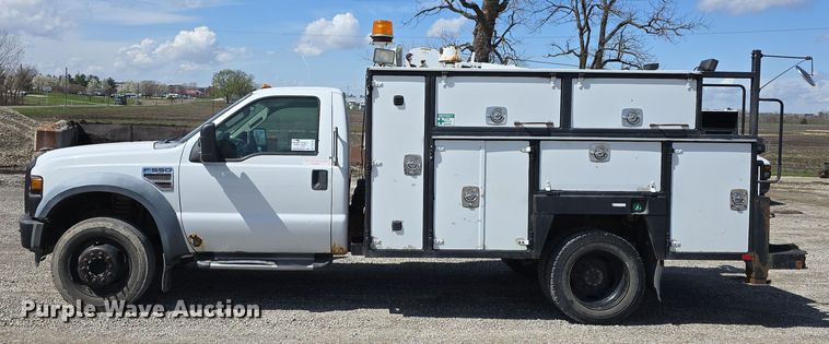 image for item DT6776 2009 Ford F550 Super Duty XL utility / service truck