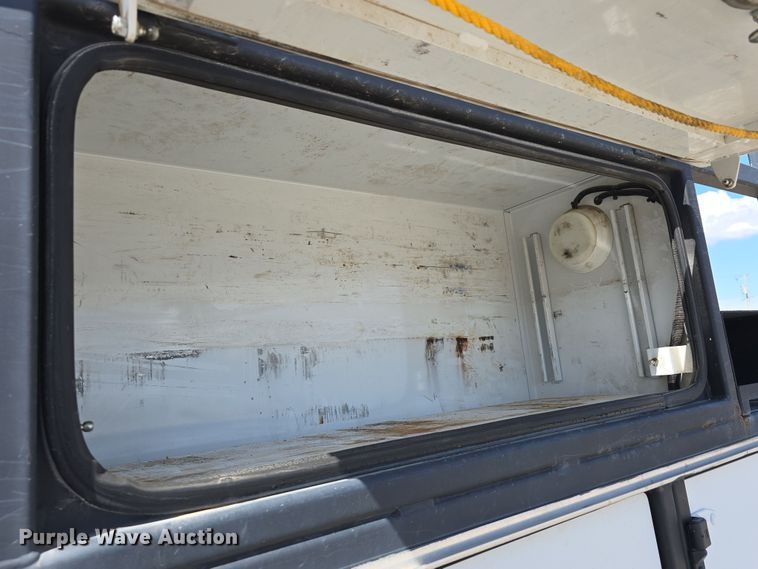 image for item DT6776 2009 Ford F550 Super Duty XL utility / service truck